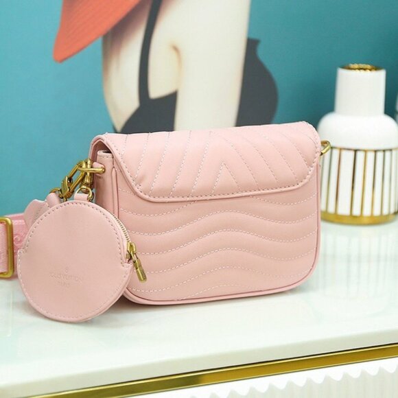 Louis Vuitton NEW WAVE MULTI-POCHETTE bag - Picture 4 of 7